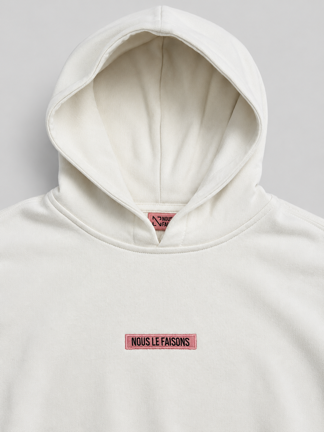 Nous Le Faisons premium clothing
